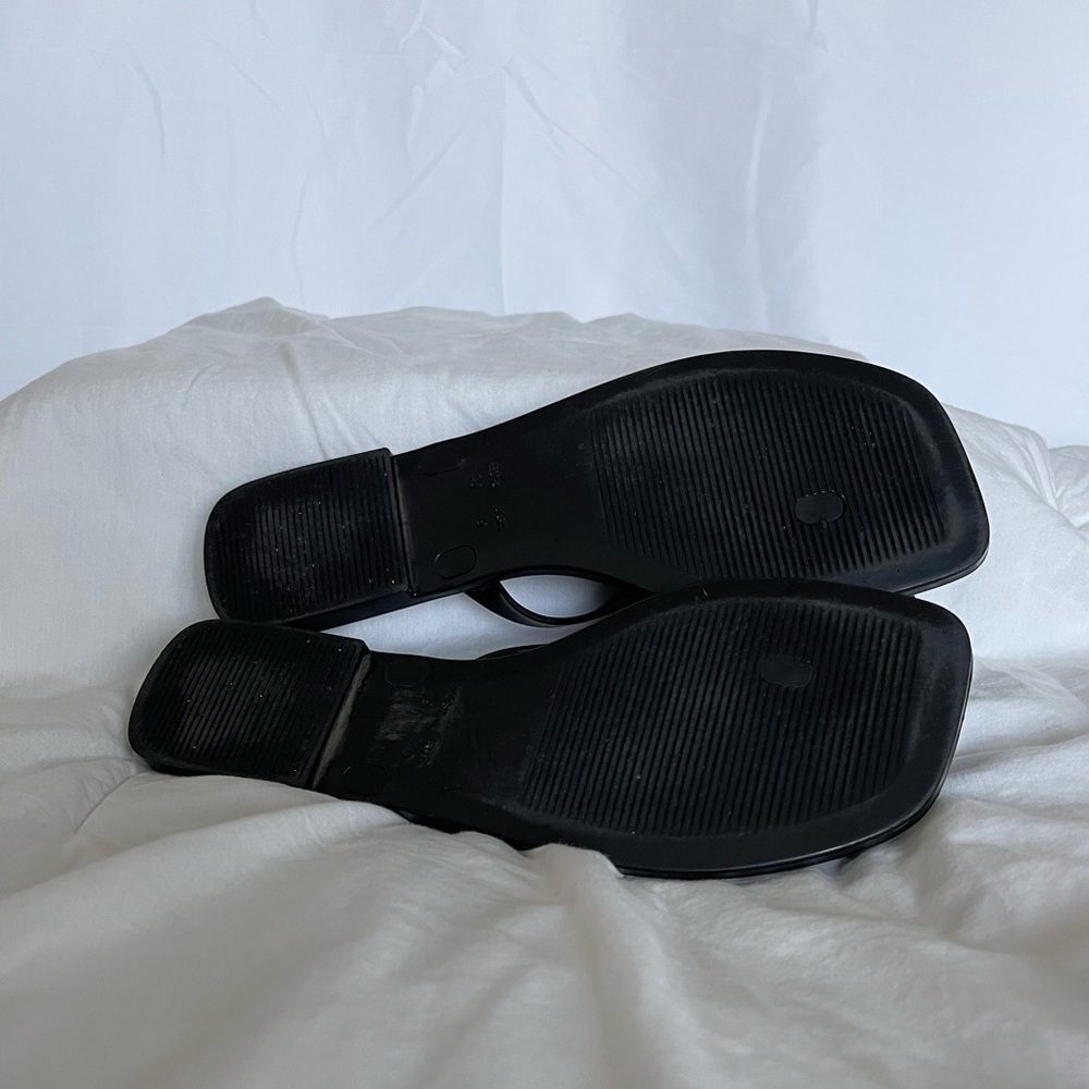 Jeffrey Campbell Sugary Flip Flop - Picture 4 of 6
